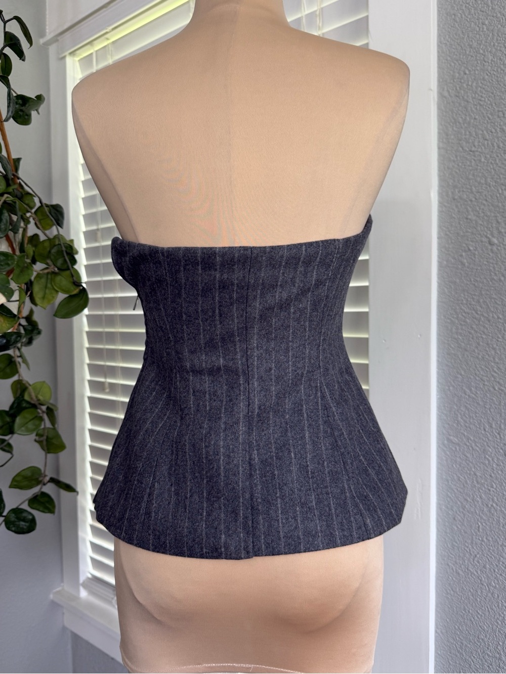 NWT A.L.C. Renee Top in Grey Melange Strapless Wool Blend Size 0 - Picture 5 of 10